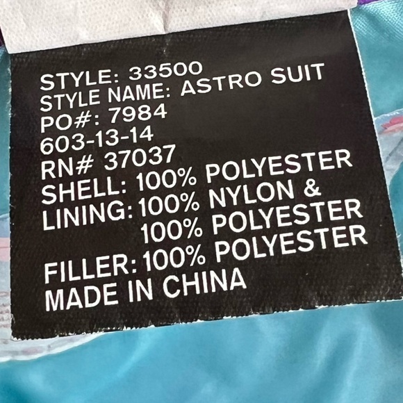 Obermeyer Purple Astro One-Piece Hooded Snowsuit || Kid's Size 5 - Picture 9 of 12